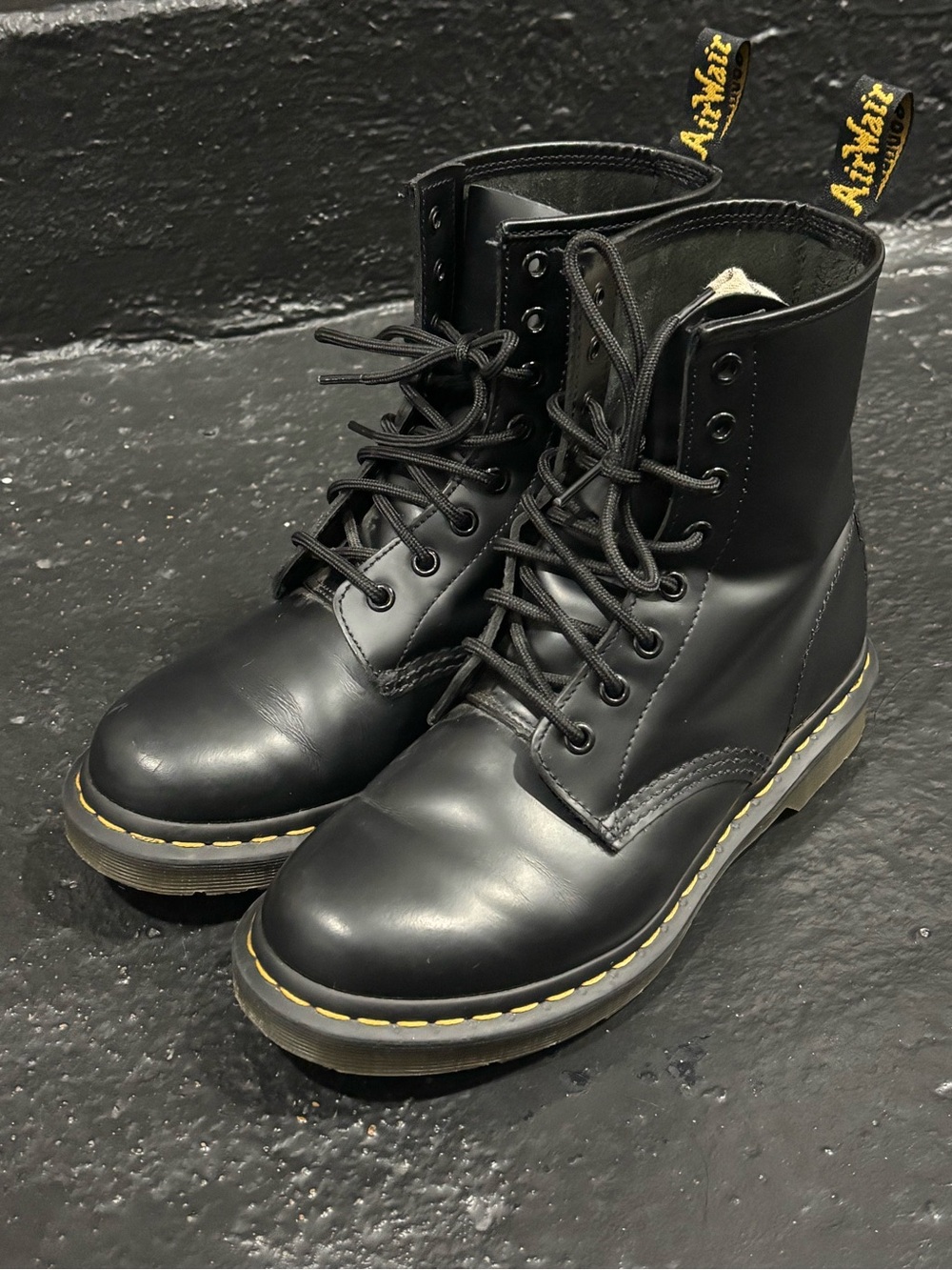 Doc Martens 1460
Women’s Smooth Leather Lace Up Boots